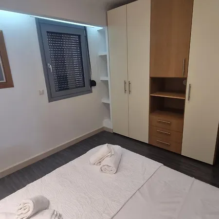 Cosy Near The Old Town And Harbour Appartement